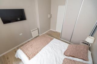 Check and Home - Rambla - 4 Huéspedes frente a la Rambla a estrenar - 4