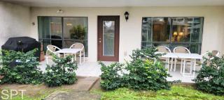 Resort-like beachfront Heated Pool - 7