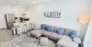 2 Levels New Townhome Heated Pool #1 - 6