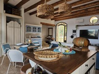 Villa Cerasella - Rustic Sicilian Retreat with Private Pool & Sunset View - 7