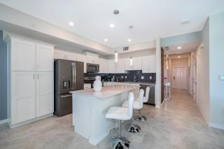 3131-102JJ STOREY LAKE, CONDO 2/2 LAKE VIEW - 4