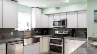 Channelfront Remodeled Pool Boatslips - 7