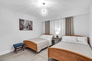 Bayfront Luxury 2-Bedroom Condo Sunny Isles Beach - 1
