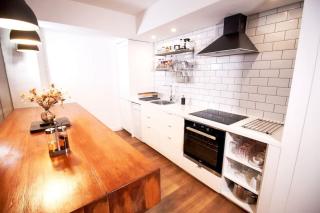 Spacious Industrial style Apartment - 5