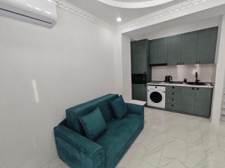 White Bridge Panorama, Elegant Riverside Stay 50m from City Center - 6