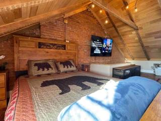 THE LEMON TREE - DOWNTOWN HISTORIC LANCASTER - 9