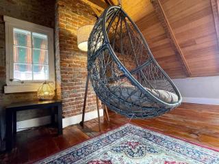 THE LEMON TREE - DOWNTOWN HISTORIC LANCASTER - 7