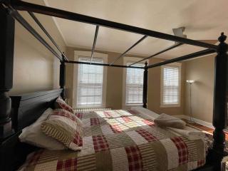 THE LEMON TREE - DOWNTOWN HISTORIC LANCASTER - 1