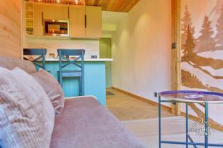 Nid douillet au pied du Tramway du MontBlanc à Saint-Gervais - 8