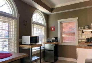 THE STEVENS STUDIO - HISTORIC DOWNTOWN LANCASTER - 3