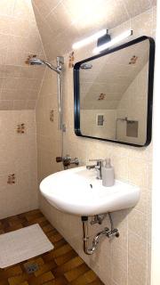 Becci Apartment-Free Parking - 2