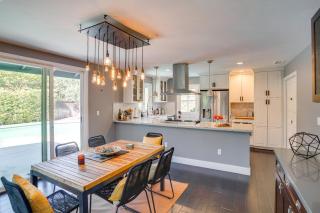 Mid Century Modern Gem with Pool in North Tustin - 2