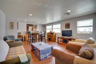 Springfield Apt with Deck and Central Location! - 8