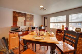 Springfield Apt with Deck and Central Location! - 2