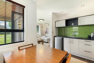 Lakeside Health and Wellness Resort - 3