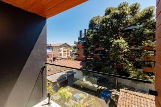 Ap com piscina, ótima localização - 1