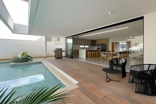 Modernidade e alto padrão em Cotia - 1