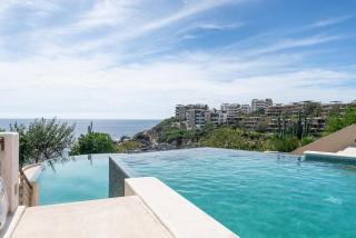 Luxury Oceanfront 2BR Condo Su Casa - 3