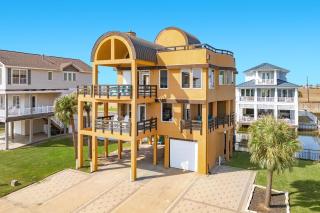 The Boardwalk - Oceanfront, Elevator, BIG Beach Views! - 4