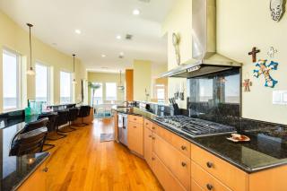 Oceanfront Elevator Unobstructed Beach Views - 2