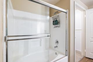 Agate Zen Retreat - Stylish 2BR Oasis in MDR - 7