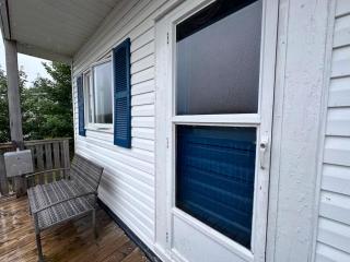 Jandon Cottage, Burin - 9