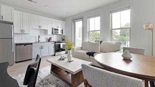 Historic Springfield Apartments by Landing - 4