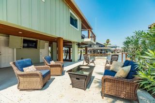 Private Oasis - Bayfront Heated Pool Fire Pit - 6