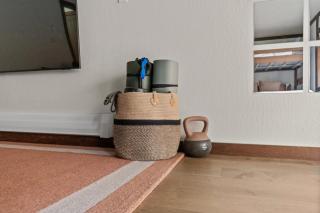 Charming Tahoe Cabin - 7