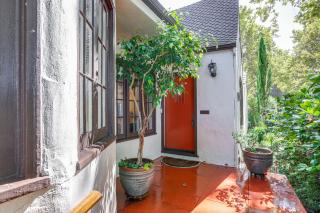 Extended Stay in Sacramento! Dog-Friendly Home - 4