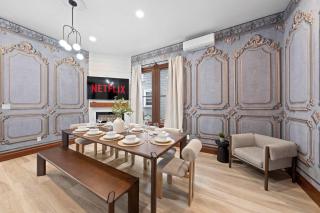 Iconic Mansion with Hot Tub GYM Arcade and Parking - 4