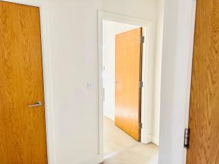 2 Bed flat with Parking in Canterbury city centre - 4