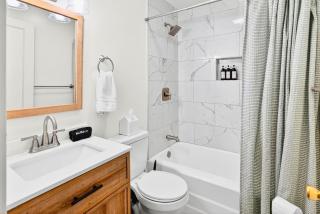 Walking Distance to Casino! Stay in prime location - 6