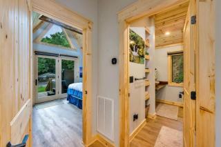 High Peak At West Jefferson A Frame - 4