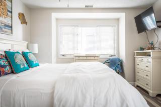 Coastal Serenity 108 Beachfront Condo Near Downtown - 3