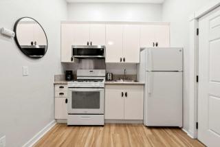 Relax in Stylish 1BR Near Gaslamp and Little Italy - 8