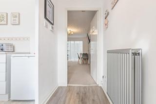 Central Peaceful Home with Parking, Wi-Fi and Garden - 6