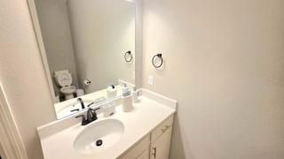 The Tigers Pathway House near LSU Stadium - BC1034 - 7