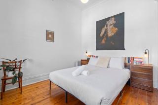 Stylish Northcote Retreat - walk to cafes - 9