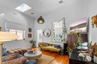 Stylish Northcote Retreat - walk to cafes - 5