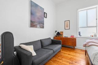 Stylish Northcote Retreat - walk to cafes - 2