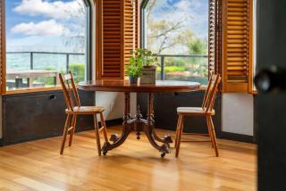 Ultimate Lakefront Getaway - 7