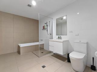 Modern 2BR apartment in Asquith - 3
