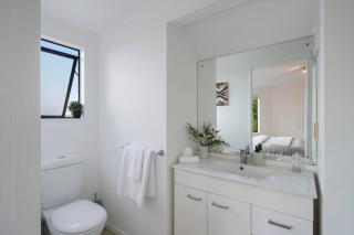 Modern 2BR Family Retreat - 2