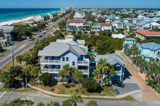 Sandy Heels Lux Home with Pool - 0