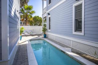 Sandy Heels Lux Home with Pool - 6