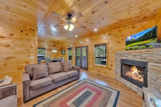 Peaceful Retreat Hot Tub Grill Fireplace MORE - Zion Grove - 4