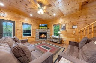 Peaceful Retreat Hot Tub Grill Fireplace MORE - Zion Grove - 1