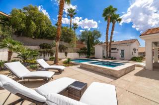 Desert Dream Retreat-Golf And Pool Paradise - 5