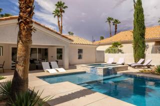 Desert Dream Retreat-Golf And Pool Paradise - 3